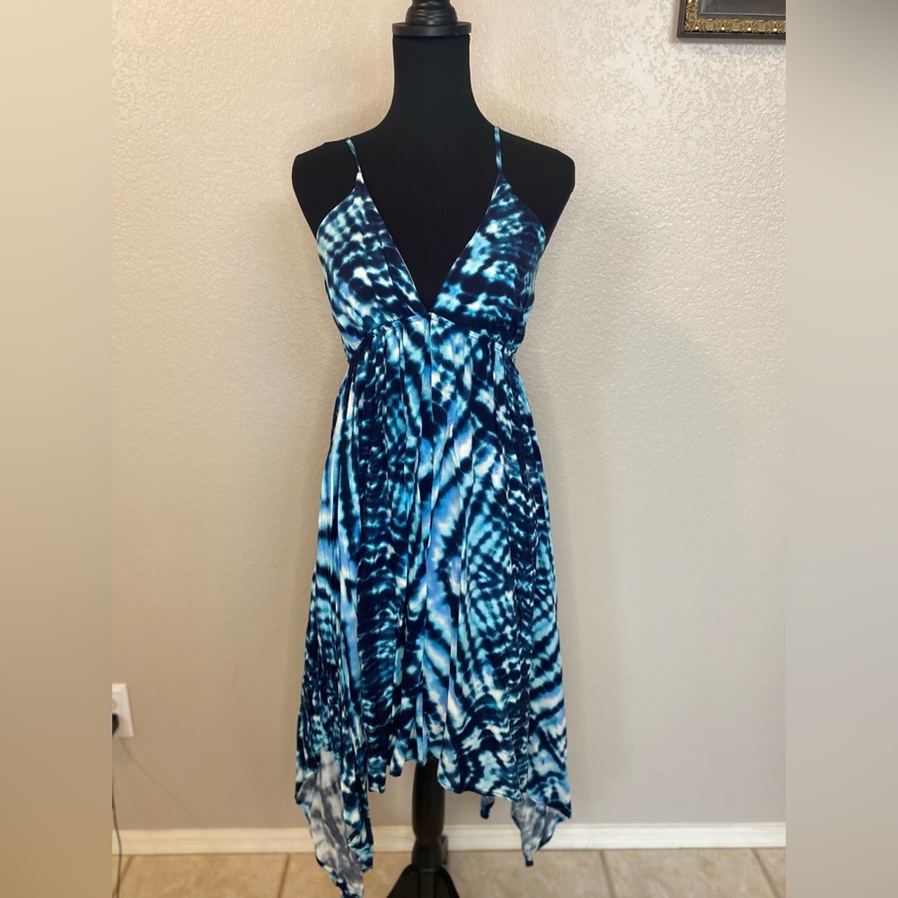 Woman’s Xhilaration dress